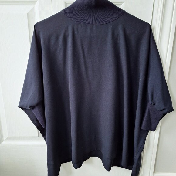 Babaton Navy Blue Top - Picture 2 of 5